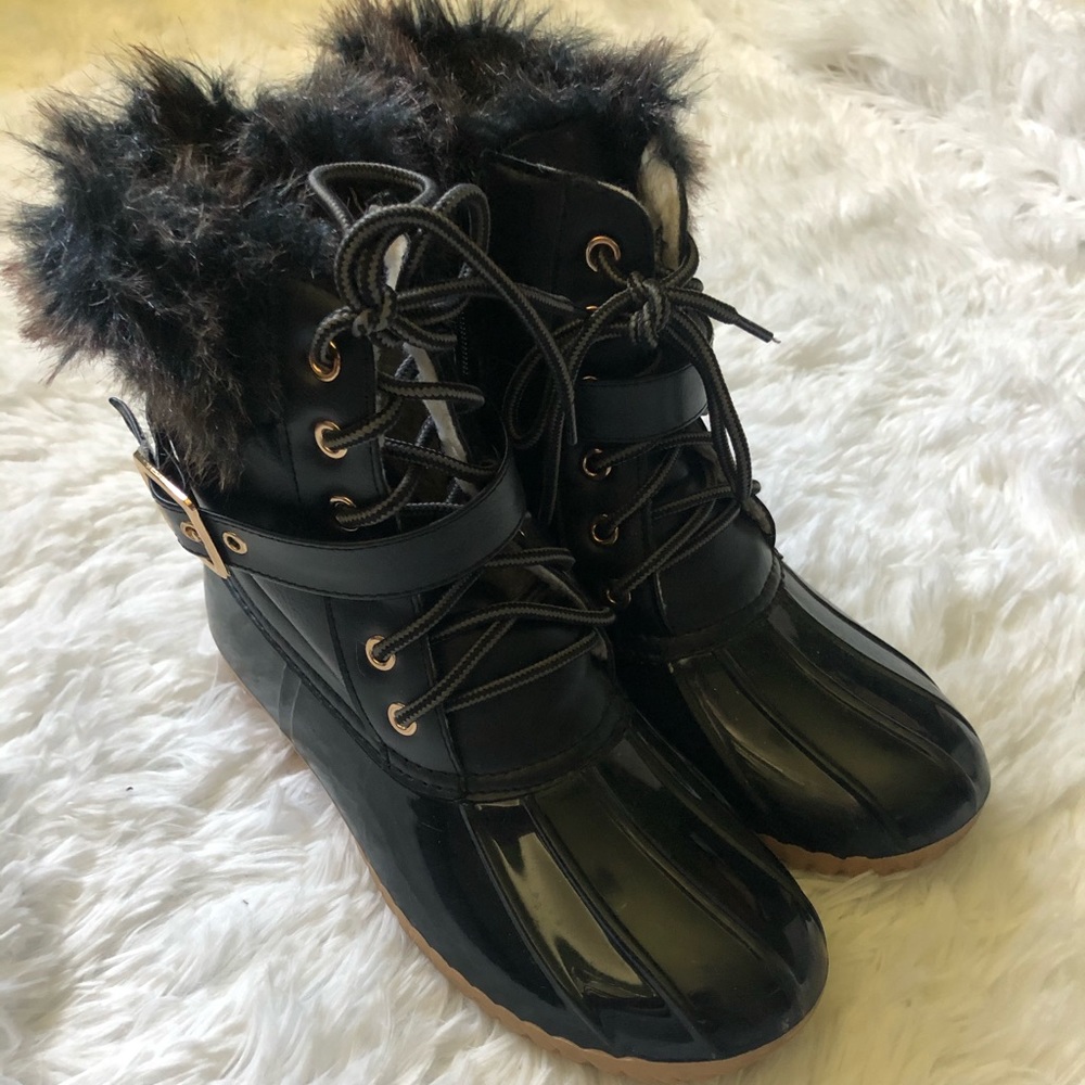 Duck Boot with Faux Fur Trim